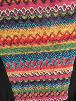 Vestido de invierno negro con estampado