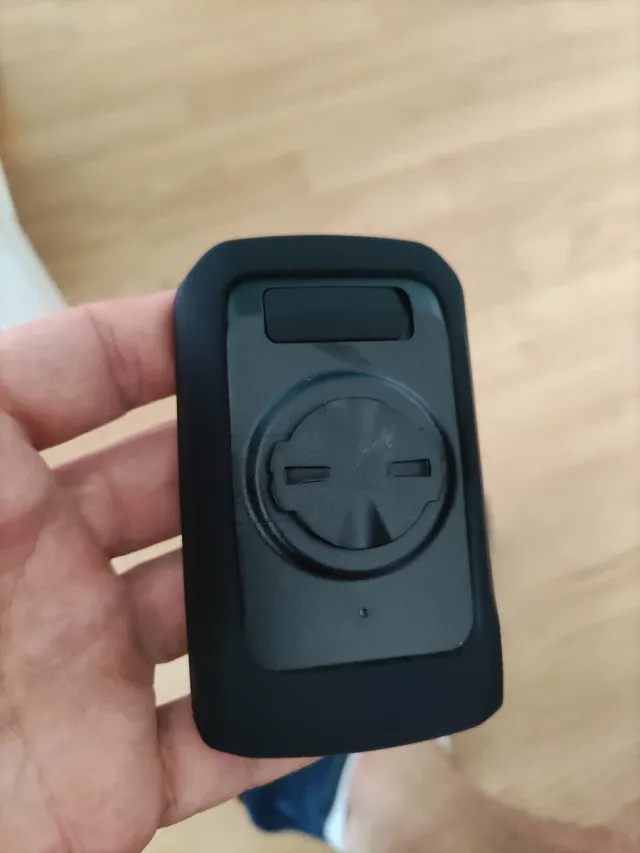 Ciclocomputador GPS CYCPLUS M1