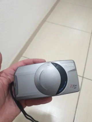 Macchina fotografica Canon Z70W