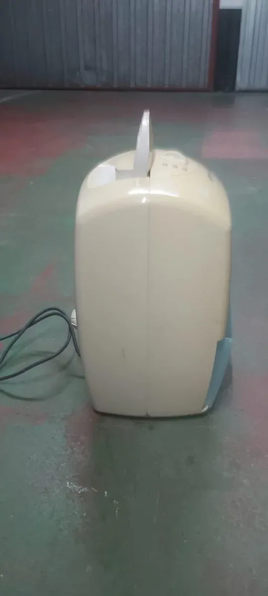 Deshumidificador Orbegozo Blanco y deposito Azul