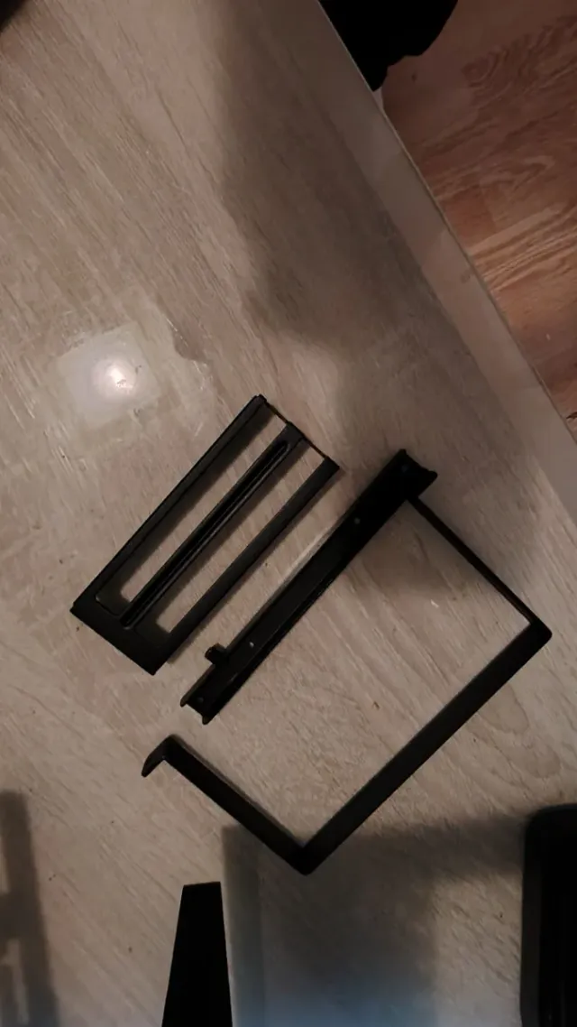 Caja PC Thermaltake p3 core TG Negra y Plateada