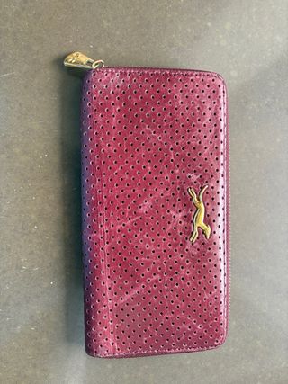 Cartera Bimba y Lola color burdeos perforada