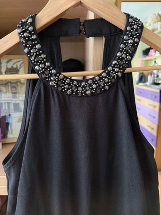 Mono negro cuello halter