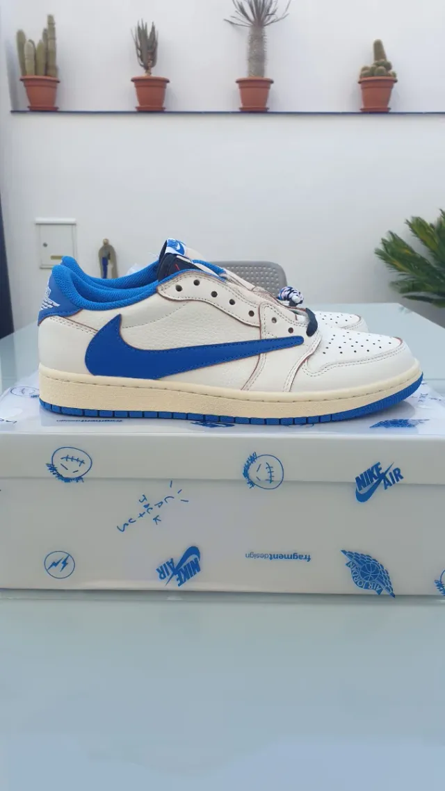 Nike Air Jordan 1 x Travis Scott x Fragment