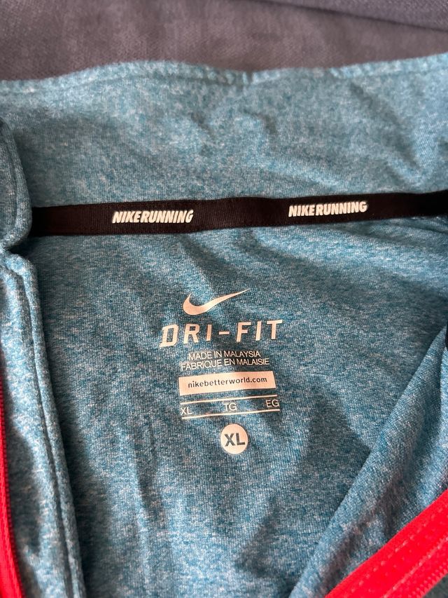 Camiseta Nike Manga Larga Media Cremallera