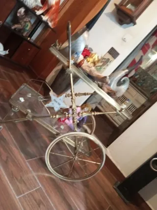 Carro de servicio de bronce