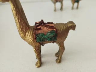 Conjunto 3 llamas bronce decorativas