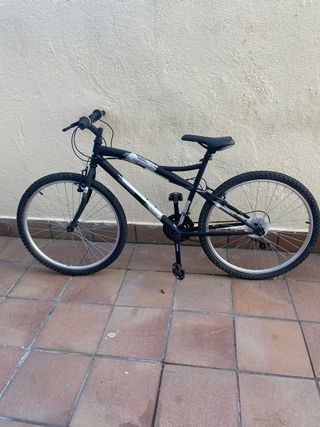 Bicicleta Mountain Bike Negra