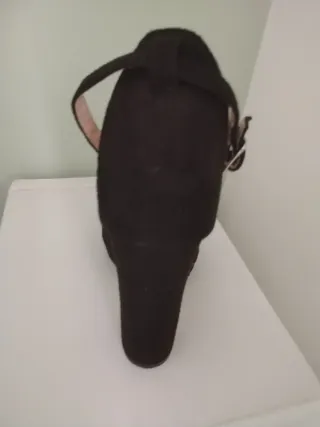 Zapatos negros tacón alto