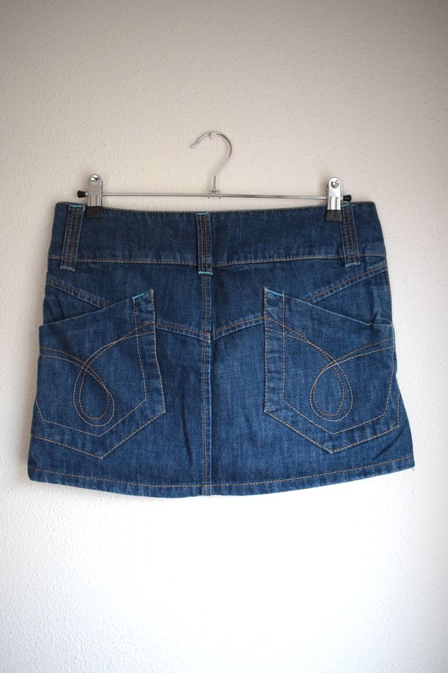 Falda vaquera corta