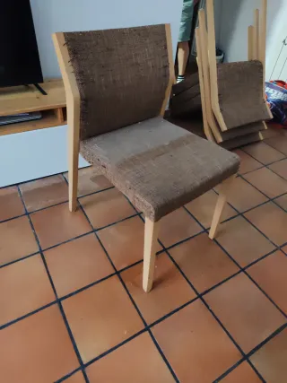 4 Sillas de Comedor Madera y Tela