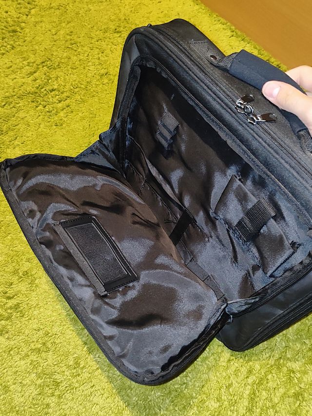 MALETÍN para PC ordenador portátil marca Targus