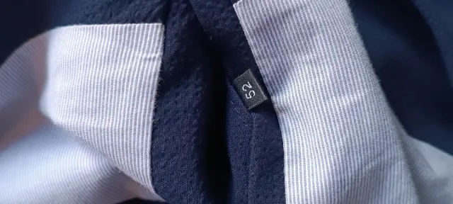 Americana azul de caballero, talla 52.