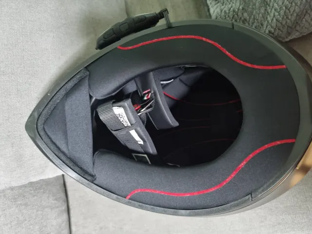 Casco AGV con Intercomunicador Nuevo