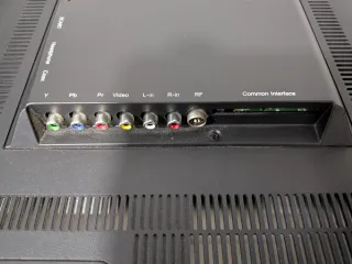 Monitor y televisor Bluesens H305 23" cómo nuevo