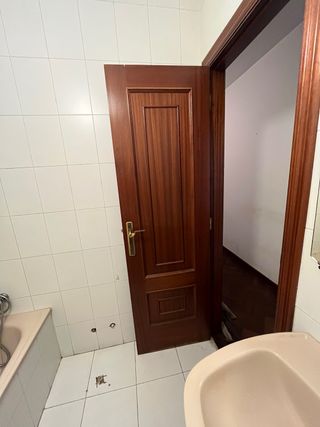 Puerta de madera interior