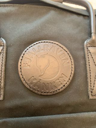 Mochila Fjallraven Negra Asas Piel