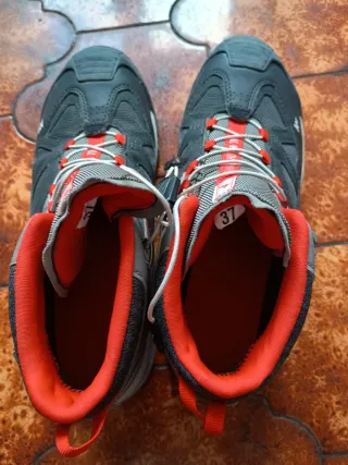 Botas talla 37 nuevas sin usar