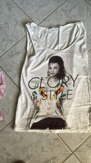 Canotta bianca con stampa donna