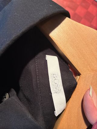 Camisa Hugo Boss Negra + Gemelos