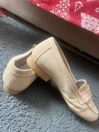 Zapatos planos ante beige talla 37