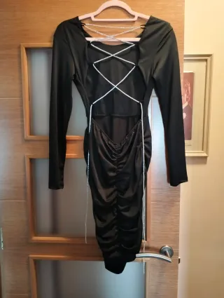 Vestido negro fiesta con pedrería