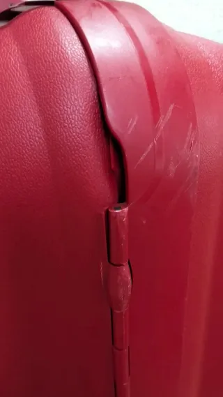 Maleta rígida Valy roja