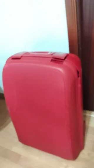 Maleta rígida Valy roja