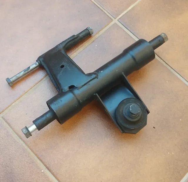 Soporte Motor Vespa ET2