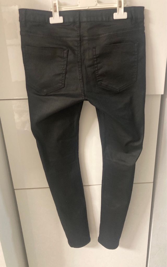 Pantalón skinny Kiabi negro