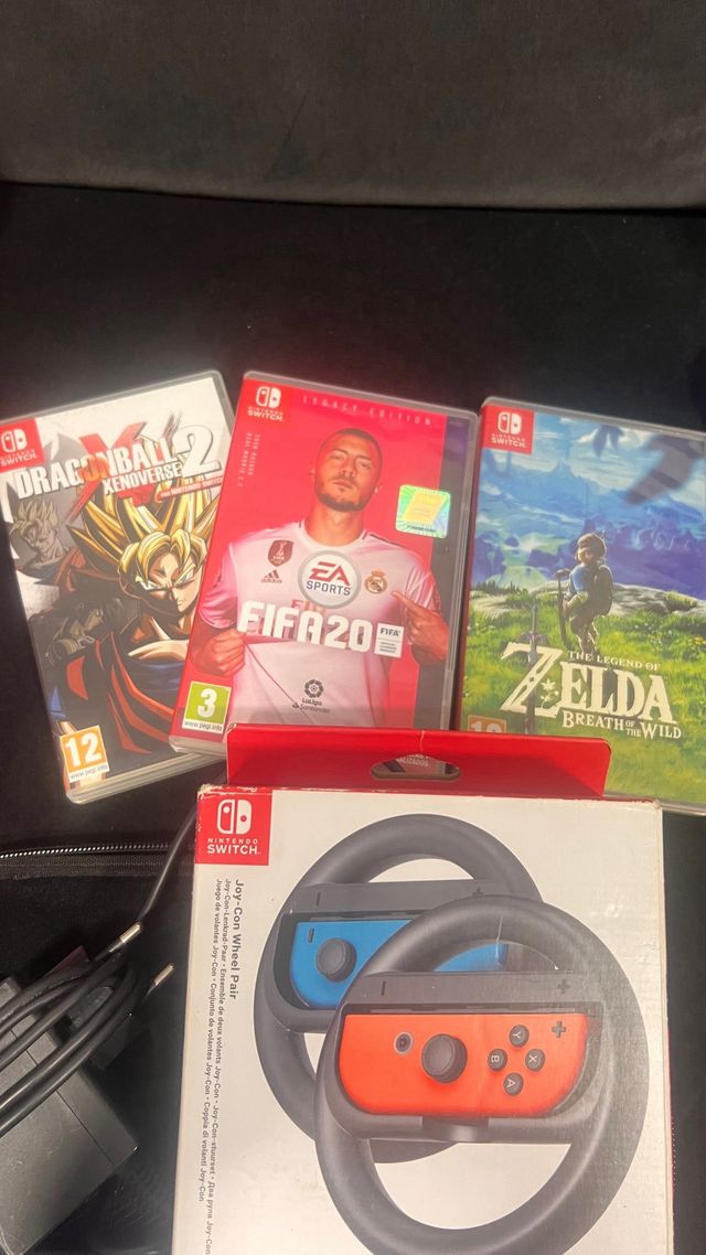 Nintendo Switch + 3 Giochi + Volante