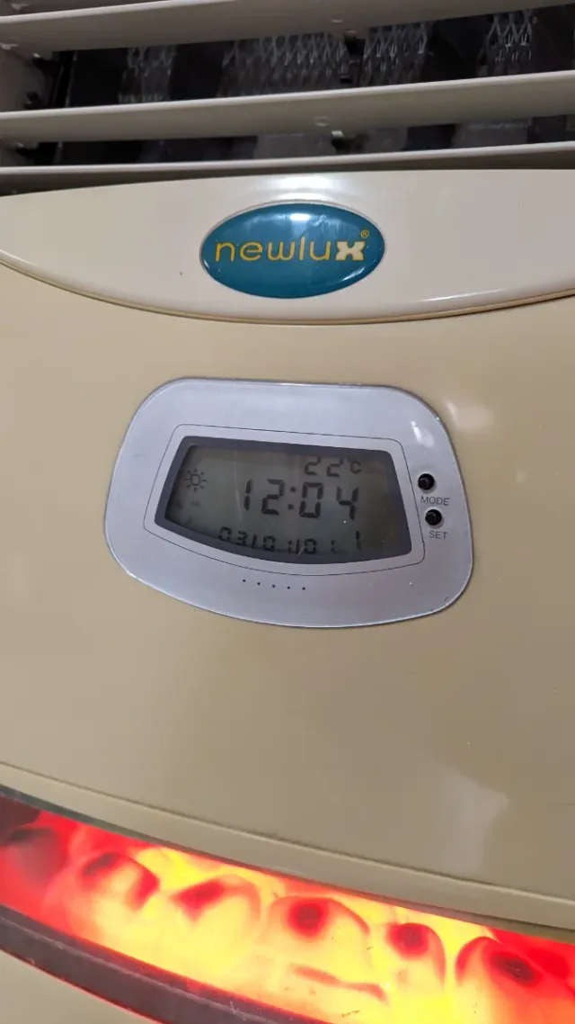 Aire Acondicionado Portátil Newlux Beige