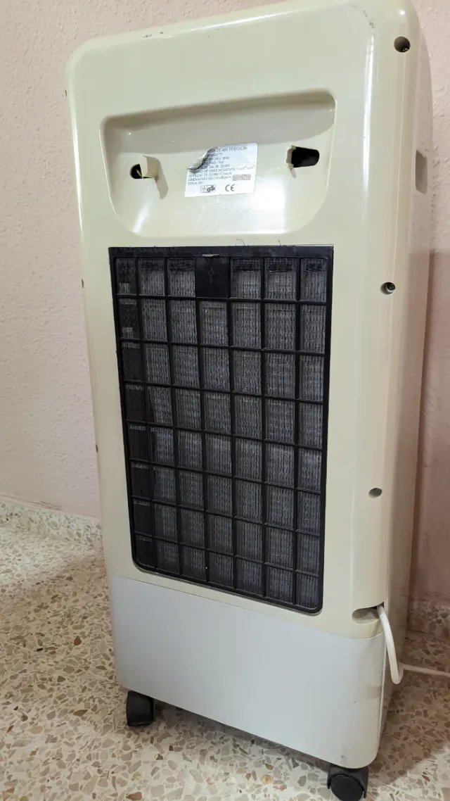 Aire Acondicionado Portátil Newlux Beige