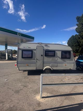 caravana hobby de luxe