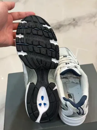 New Balance 530 Blanco Plata Marino T44