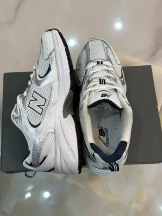 New Balance 530 Blanco Plata Marino T44