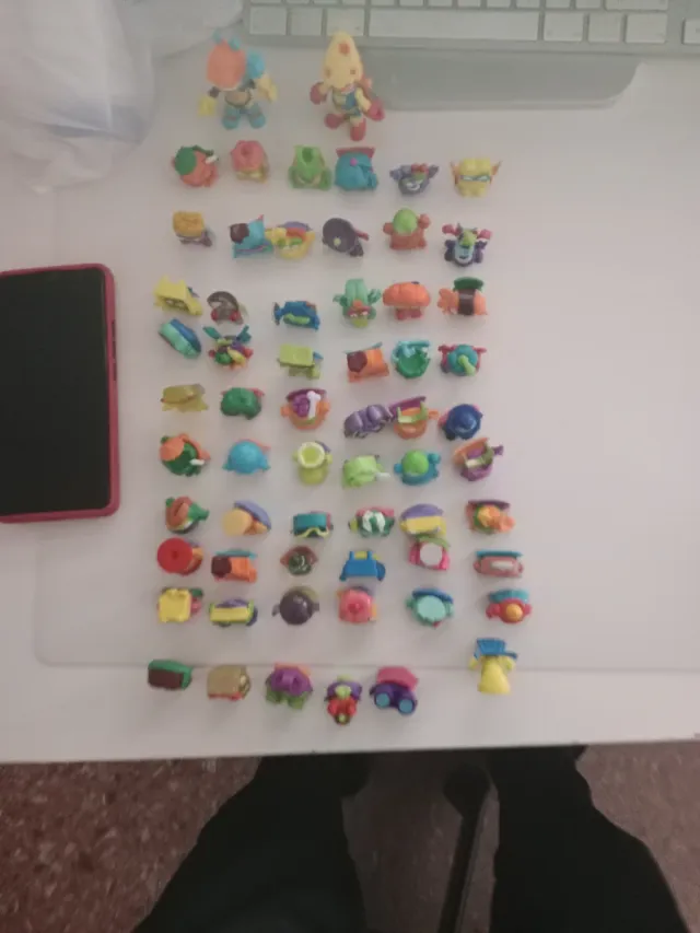 Lote de figuras Superthings