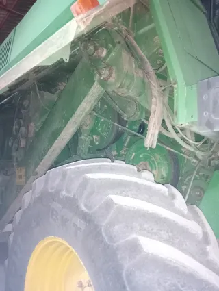 Cosechadora de cereales John Deere 2054