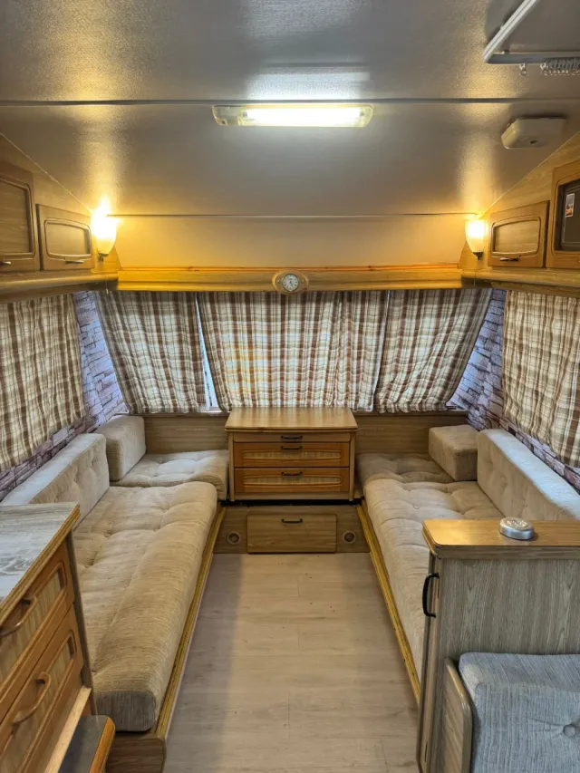 Caravana Elddis Typhoon GT