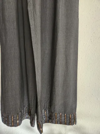 Pantalón  Gris