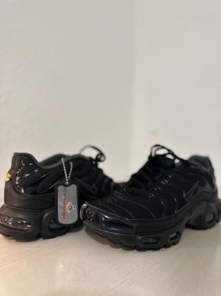 Zapatos Nike Air Max TN Talla 39 Negros