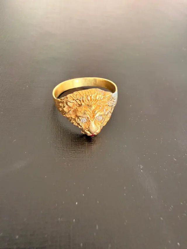 Anillo Oro 18k Dilates León ley 750
