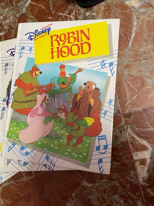 titulos disney  bella y bestia, rey leon etc...