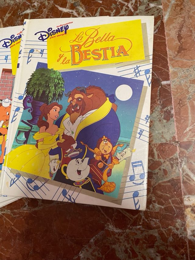 titulos disney  bella y bestia, rey leon etc...