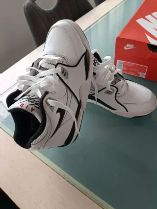 Nike Air Flight Talla 37.5