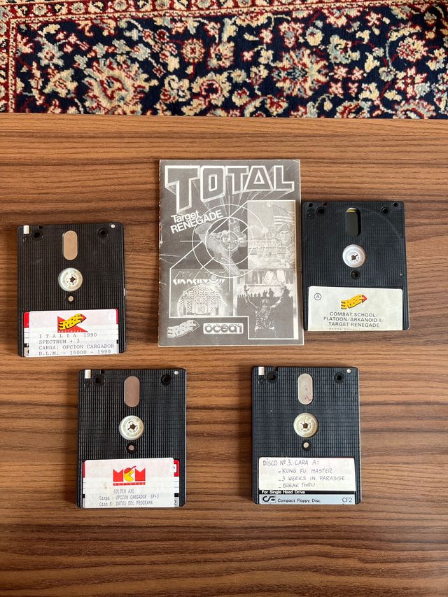 4 Jogos Disquete Spectrum +3 e Livro de Instruções