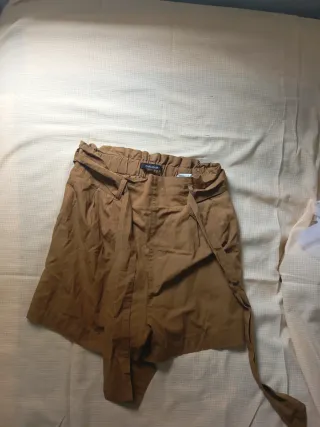 Vestido floral con volantes