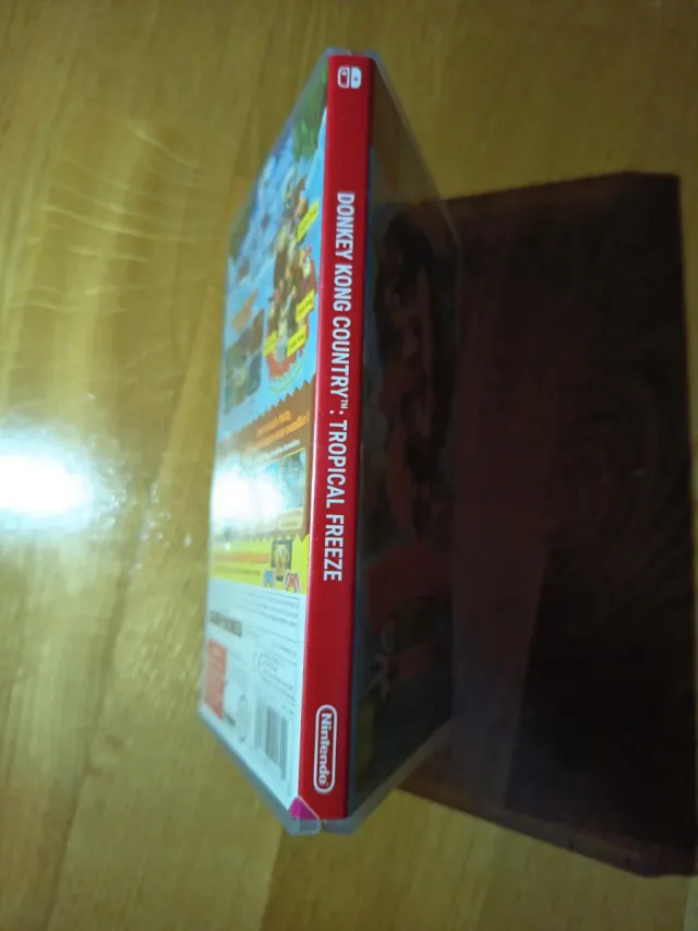 Donkey Kong Country: Tropical Freeze Switch