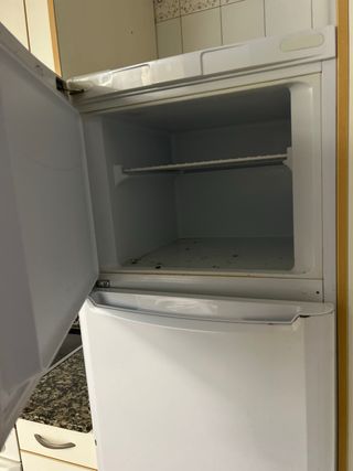 Nevera Indesit Blanca