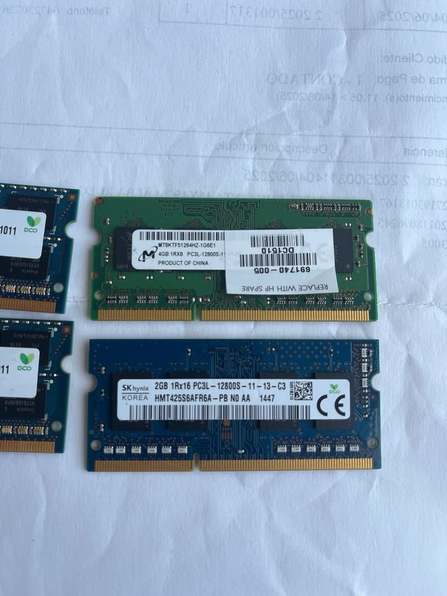 2x Hynix DDR3 2GB PC3-10600S RAM